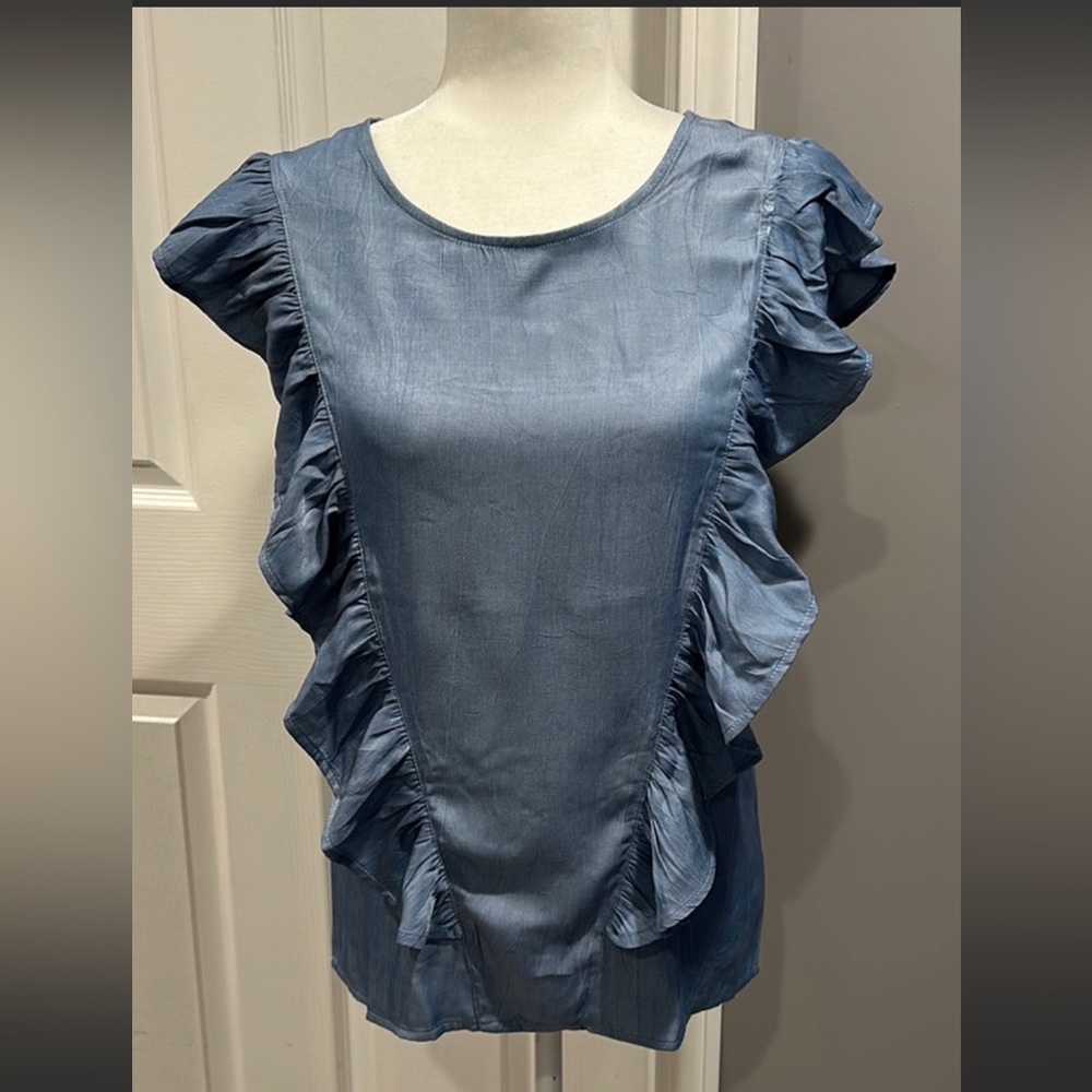 Brand new Select + Trend Top